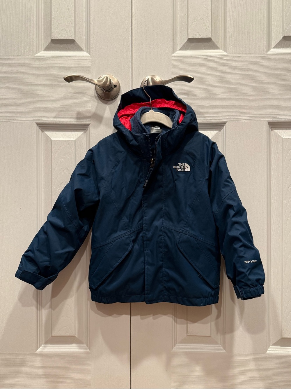 The North Face Girls’ 3T Dry Vent 3-in-1 Triclimate Jacket